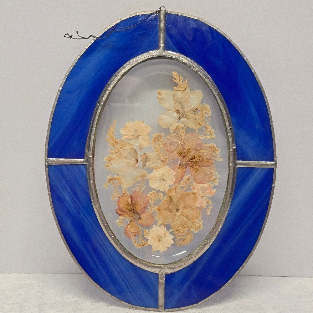 Vintage Large Cobalt Blue Stained Glass Dried Pressed Flowers Window Suncatcher - Picture 2 of 11